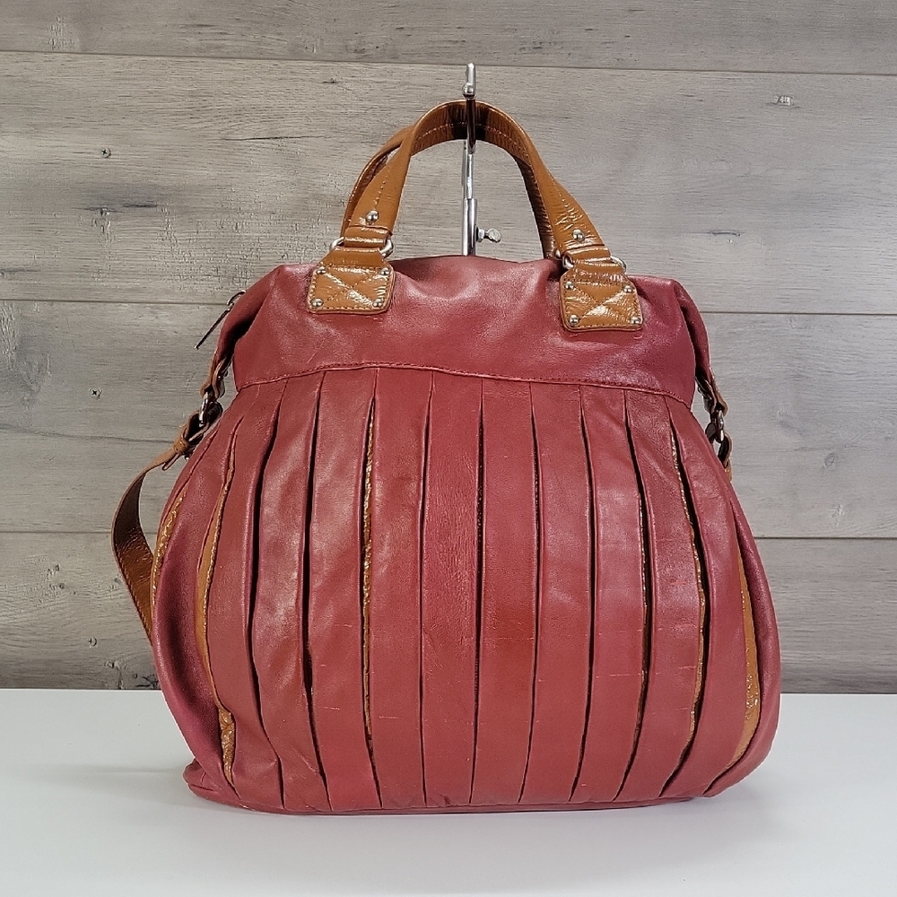 Large Cynthia Rowley Red/Tan Pleated Leather Tote Bag